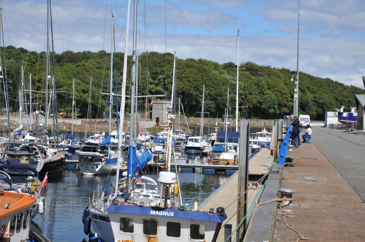 Апартаменты No5 Esplanade Court, Stornoway Town Centre Экстерьер фото