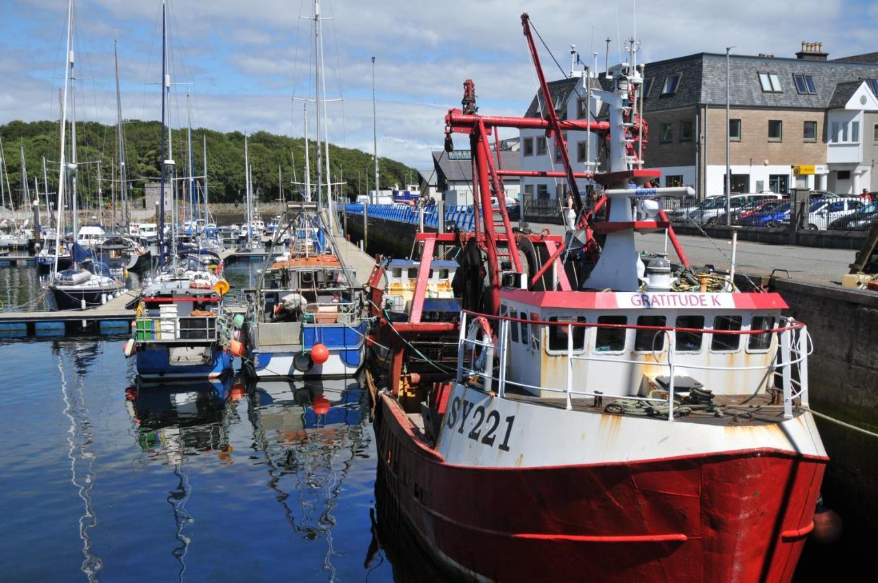 Апартаменты No5 Esplanade Court, Stornoway Town Centre Экстерьер фото