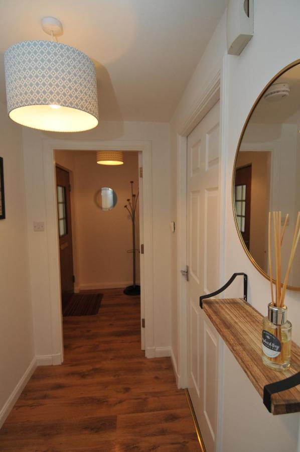 Апартаменты No5 Esplanade Court, Stornoway Town Centre Экстерьер фото