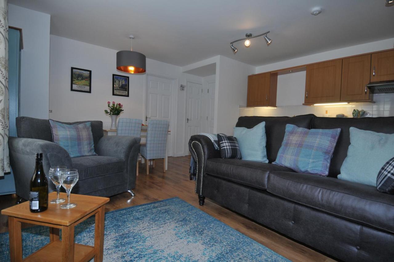Апартаменты No5 Esplanade Court, Stornoway Town Centre Экстерьер фото