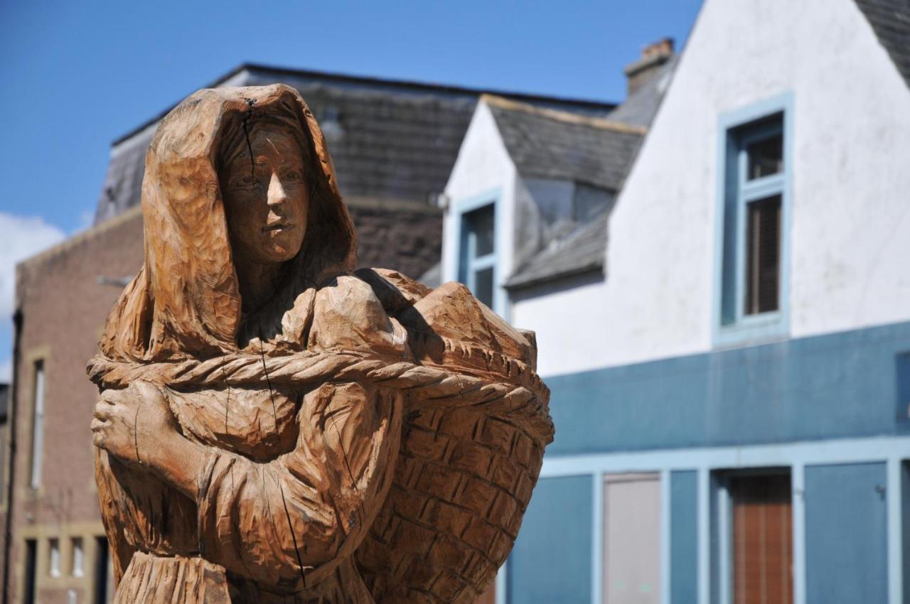 Апартаменты No5 Esplanade Court, Stornoway Town Centre Экстерьер фото